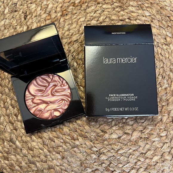 laura mercier Other - ☀️ NWT Face Illuminator powder - shade - Inspiration